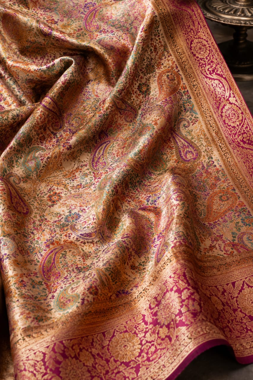 Exquisite Jamawar Banarasi Saree Weaving