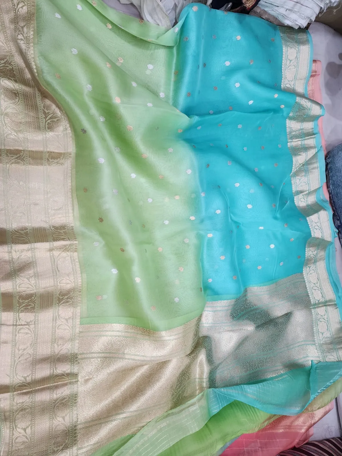 Pure Handwoven Kora Organza Saree - Look 4 - Detail View 2 Pure Handwoven Kora Organza Saree - Look 4 - Detail View 2 | Shri Geeta Sarees
