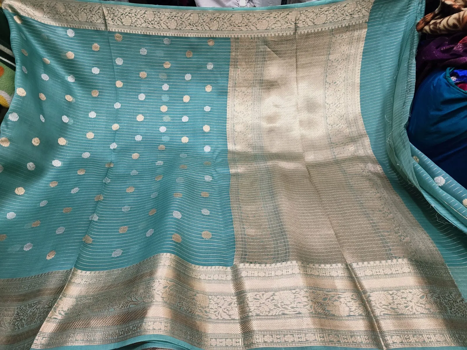 Pure Handwoven Kora Organza Saree - Look 15 - Detail View 2 Pure Handwoven Kora Organza Saree - Look 15 - Detail View 2 | Shri Geeta Sarees
