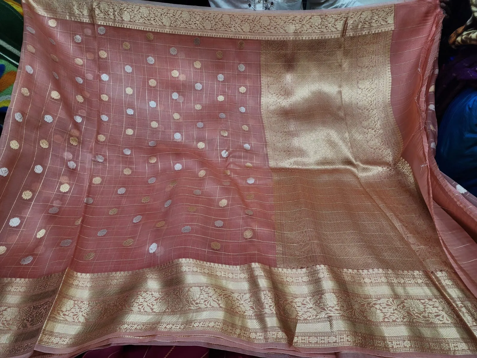 Pure Handwoven Kora Organza Saree - Look 24 - Detail View 2 Pure Handwoven Kora Organza Saree - Look 24 - Detail View 2 | Shri Geeta Sarees