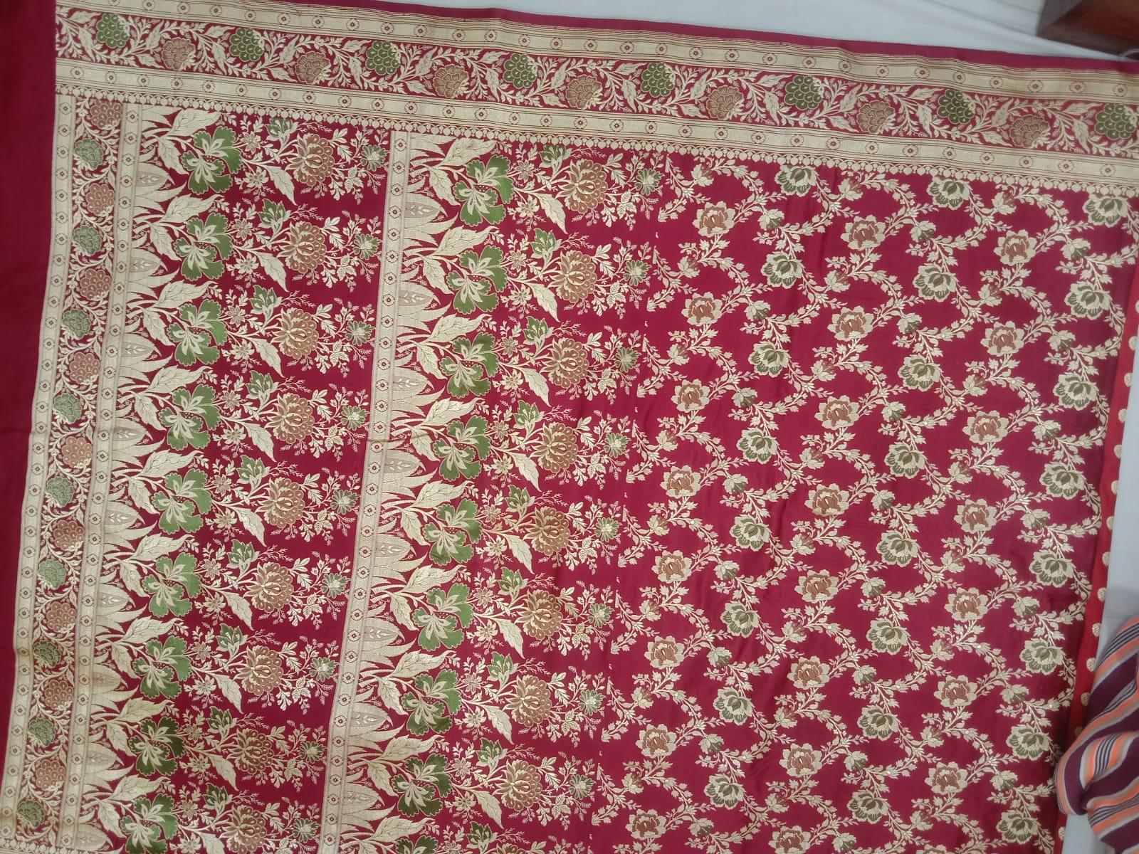 Pure Handwoven Silk Katan Saree - Look 32 - Detail View 2 Pure Handwoven Silk Katan Saree - Look 32 - Detail View 2 | Shri Geeta Sarees