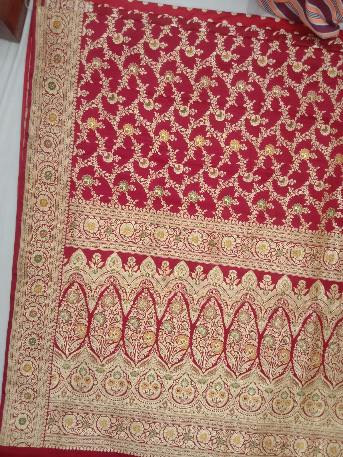 Pure Handwoven Silk Katan Saree - Look 33 - Detail View 2 Pure Handwoven Silk Katan Saree - Look 33 - Detail View 2 | Shri Geeta Sarees