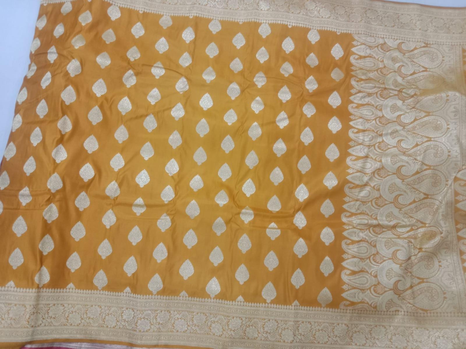 Pure Handwoven Silk Katan Saree - Look 52 - Detail View 2 | Shri Geeta Sarees