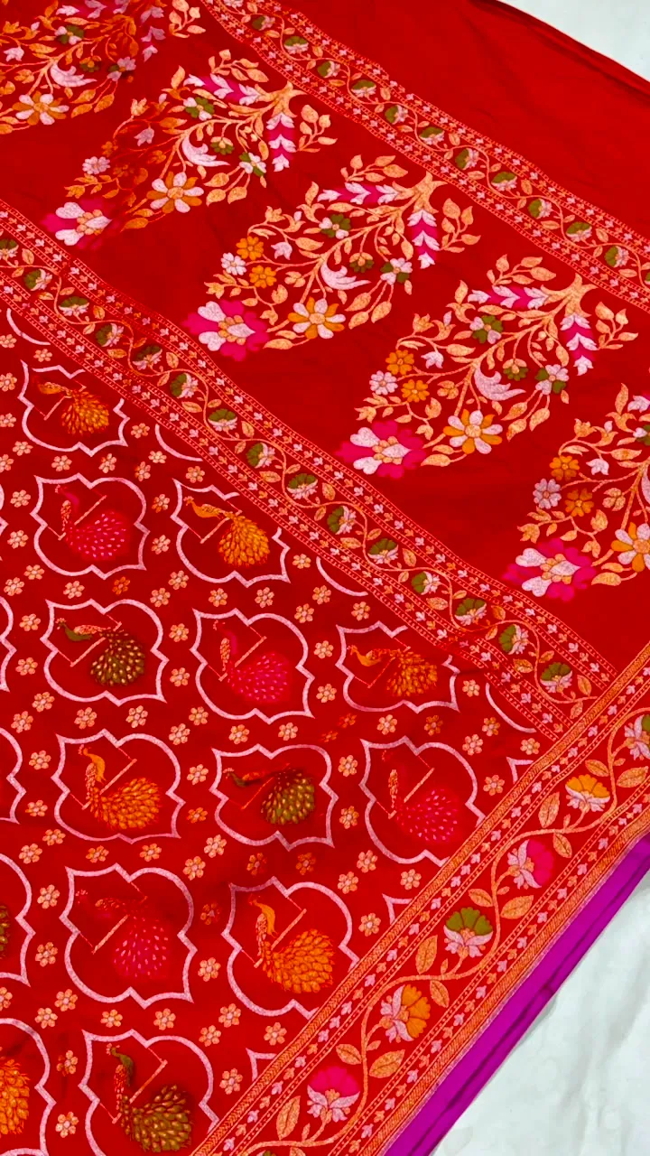 Cotton Silk Blend Banarasi Saree - Scarlet Vermilion Red - Detail View 2 Cotton Silk Blend Banarasi Saree - Scarlet Vermilion Red - Detail View 2 | Shri Geeta Sarees
