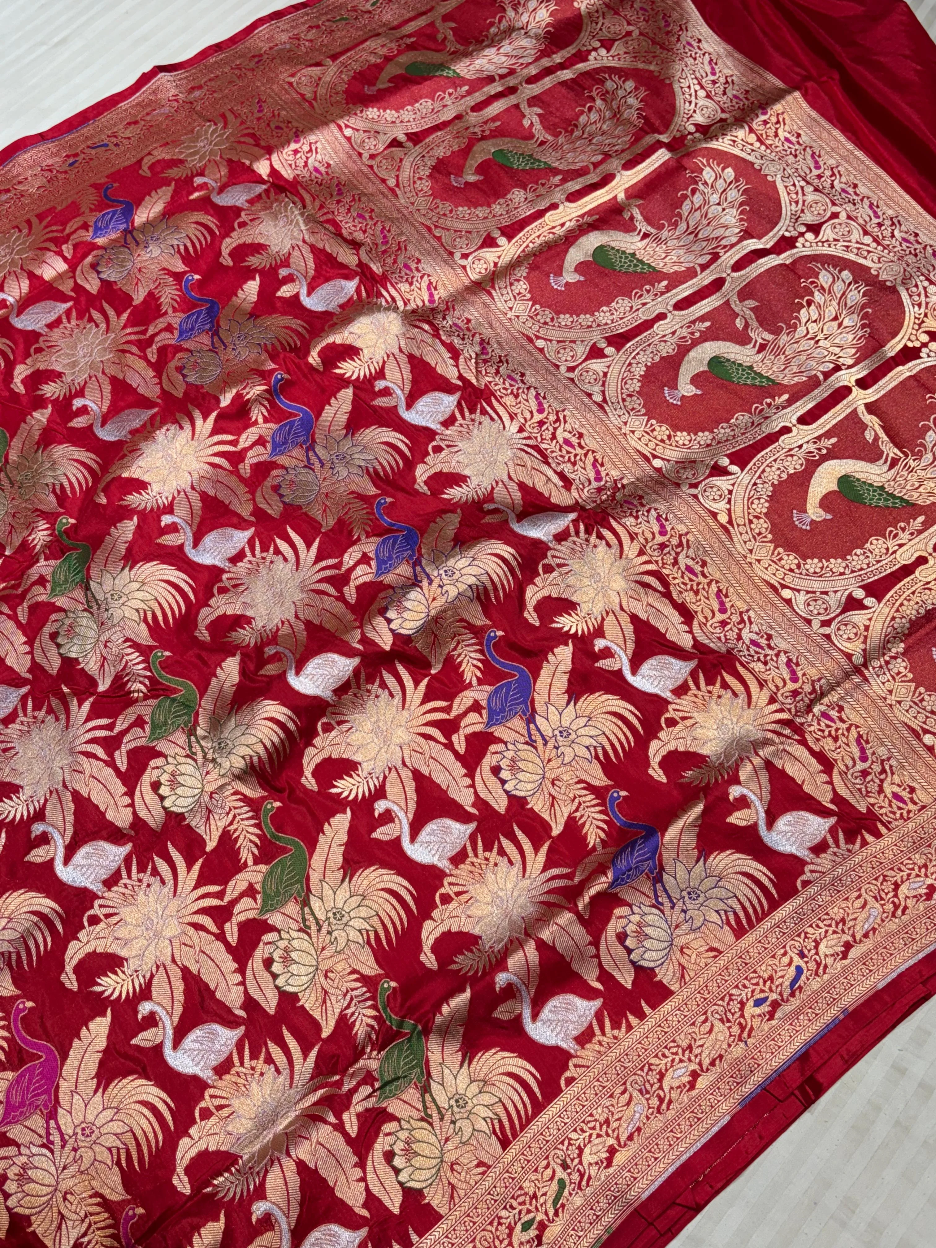Crimson Jangla Weave Silk Saree - Detail View 2 | Shri Geeta Sarees